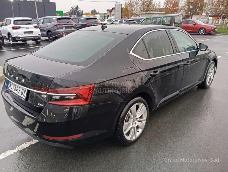 Škoda Superb 2.0 TDI/DSG/4x4