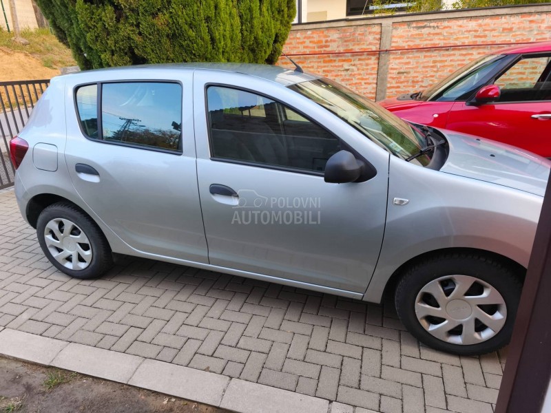 Dacia Sandero 1.0 Kupljen u SR