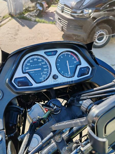 Yamaha super tenere 750