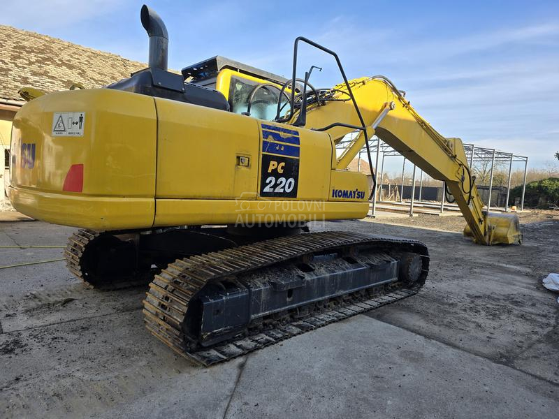 Komatsu Pc220