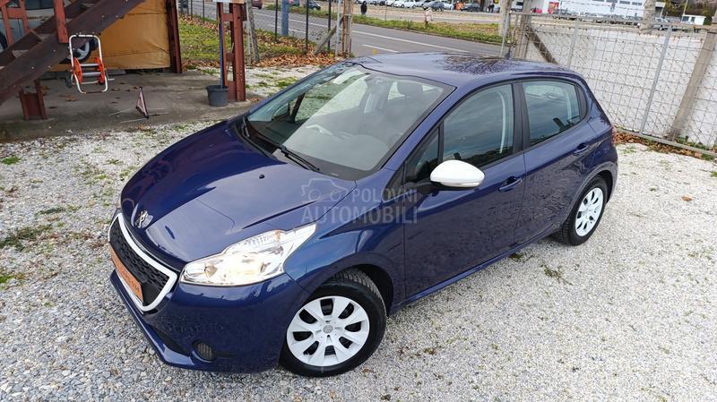 Peugeot 208 1.4hdi STYLE
