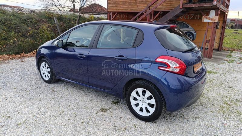 Peugeot 208 1.4hdi STYLE