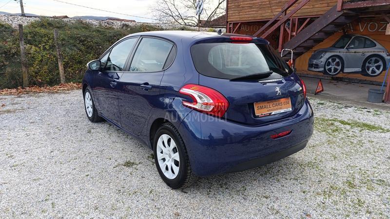 Peugeot 208 1.4hdi STYLE