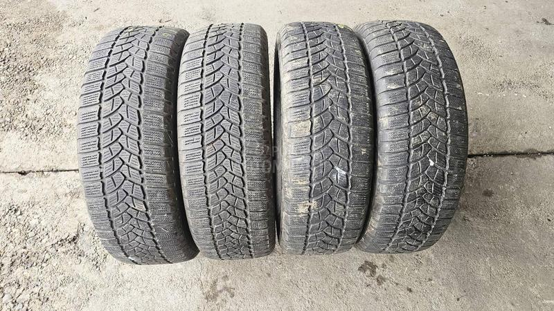 Firestone 205/60 R16 Zimska