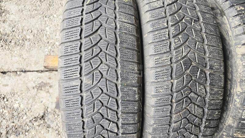 Firestone 205/60 R16 Zimska