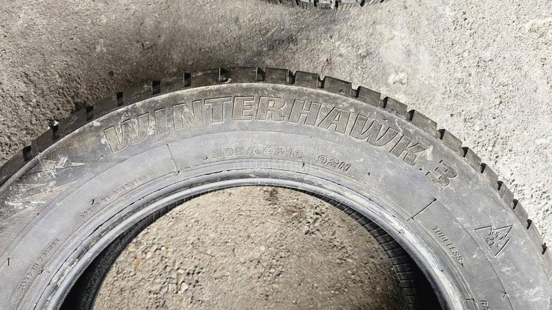 Firestone 205/60 R16 Zimska