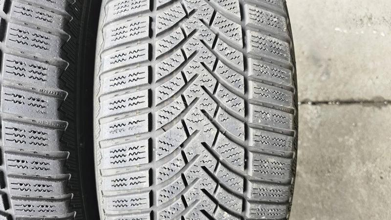 Semperit 225/55 R17 Zimska