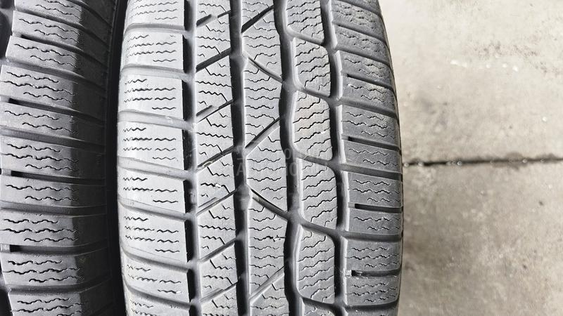 Continental 225/60 R17 Zimska