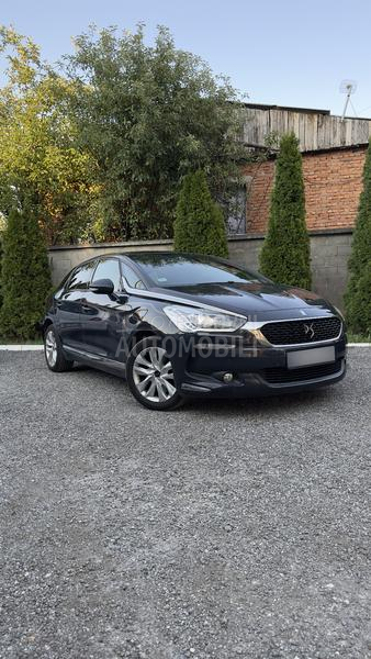 DS 5 2.0 BlueHDi