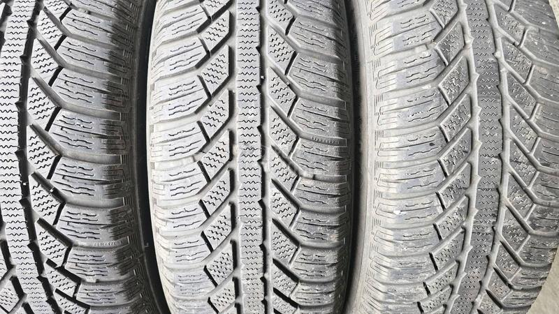 Semperit 195/65 R15 Zimska