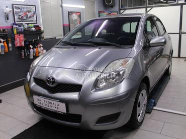 Toyota Yaris 1.3 vvt-i Luna