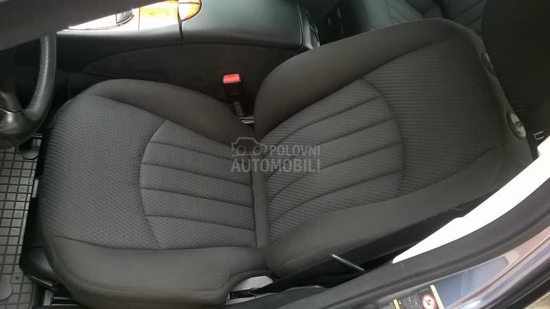 Mercedes Benz E 220 CDI ELEGANCE DEUTCH.