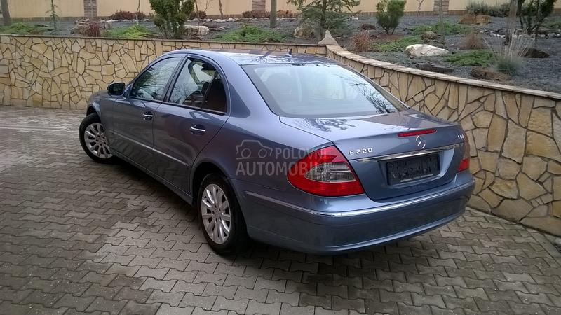 Mercedes Benz E 220 CDI ELEGANCE DEUTCH.