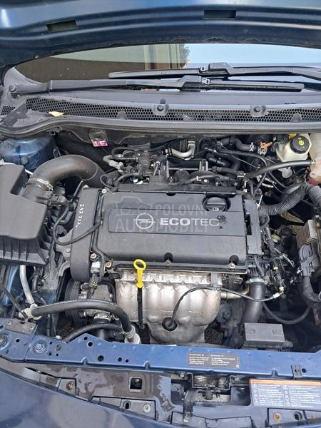 Opel Astra J 1.6