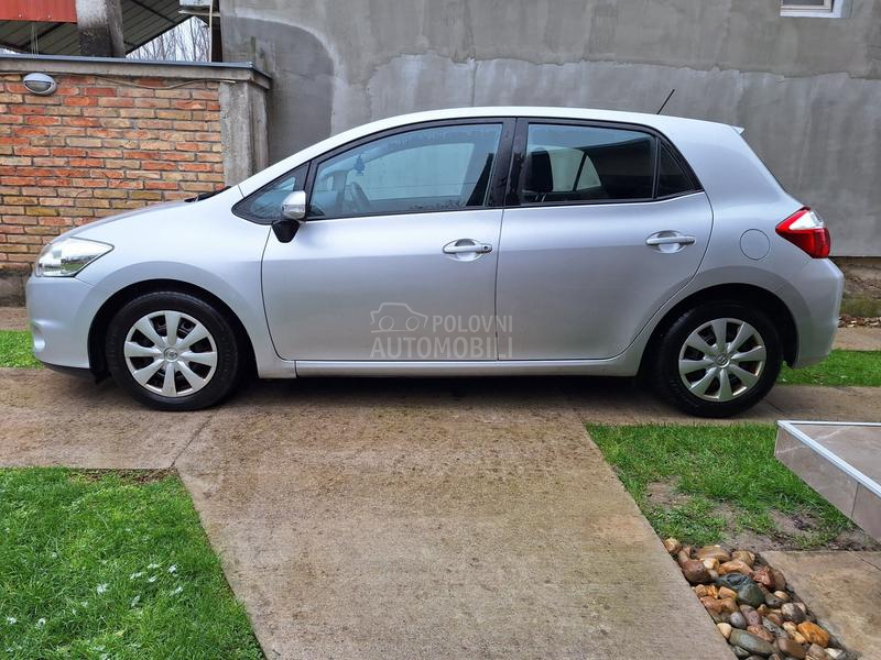 Toyota Auris restajling