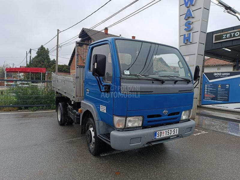 Nissan Cabstar