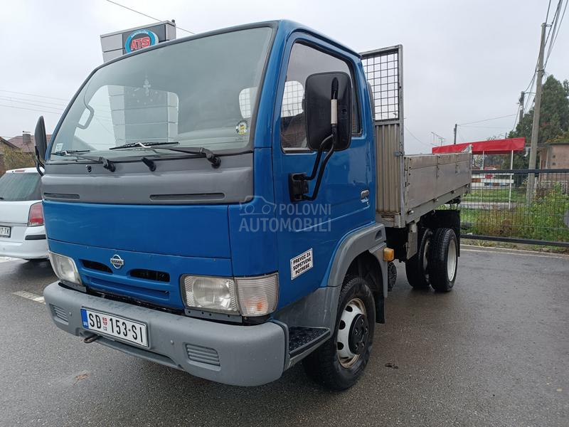 Nissan Cabstar