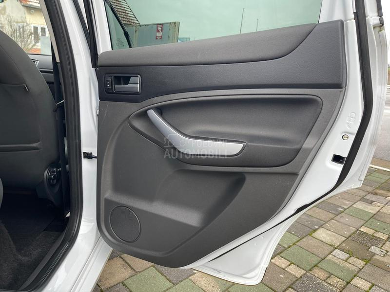 Ford Kuga 2.0 TDCI  ST