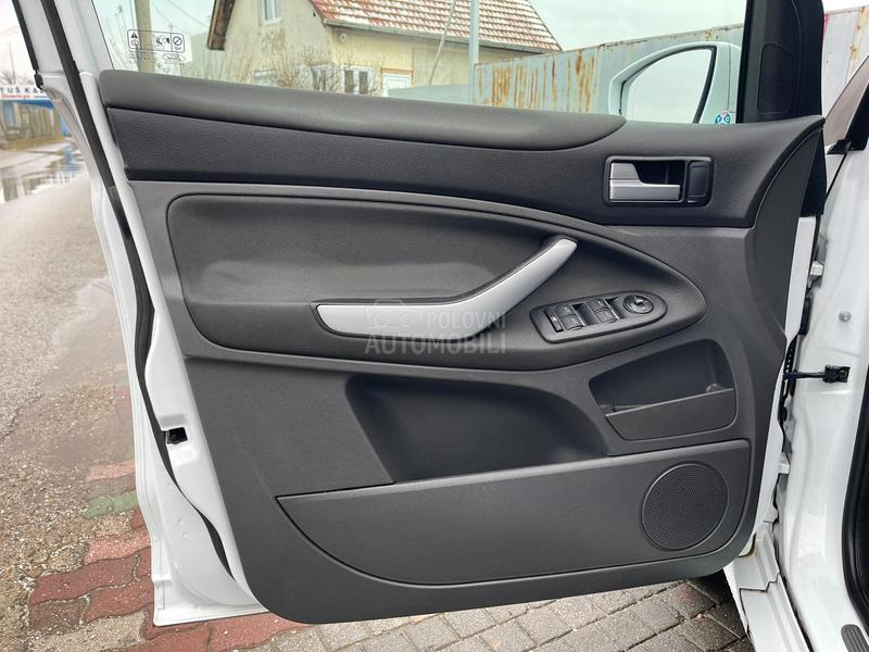 Ford Kuga 2.0 TDCI  ST