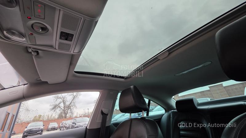 Volkswagen Passat CC 1.8 TSI DSG7 PREMIUM
