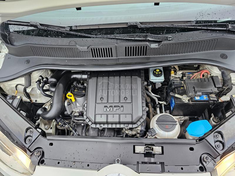 Volkswagen up! 