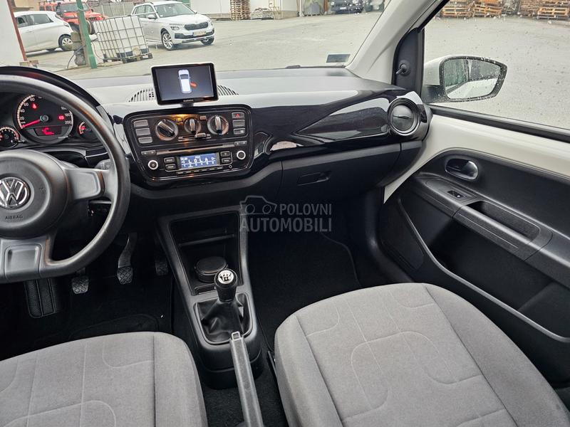 Volkswagen up! 