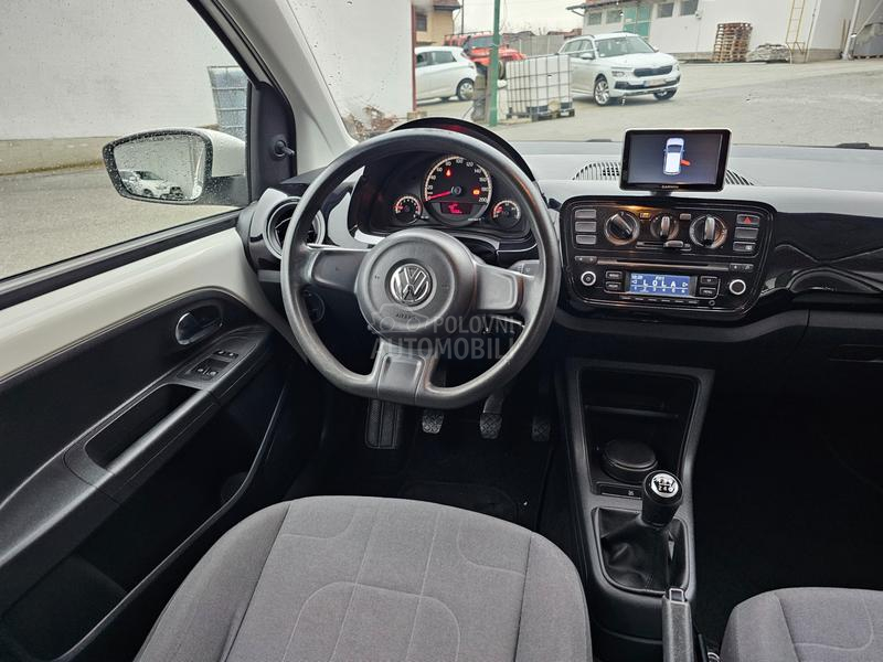 Volkswagen up! 
