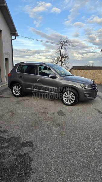 Volkswagen Tiguan HIGHLINE 4x4