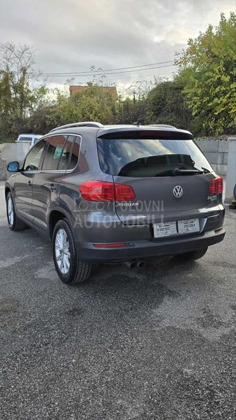 Volkswagen Tiguan HIGHLINE 4x4