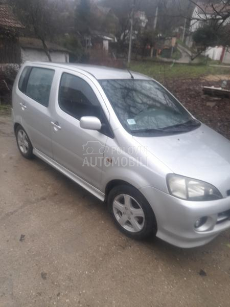 Daihatsu YRV 1.3 YRV