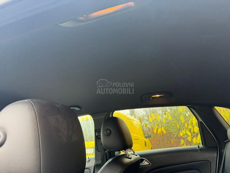 Mercedes Benz B Klasa w246 2018. god. -  kompletan auto u delovima