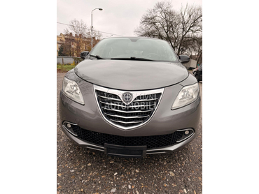 Lancia Ypsilon 0.9 cng