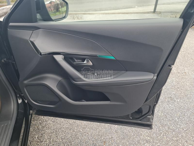 Peugeot 2008 ALLURE