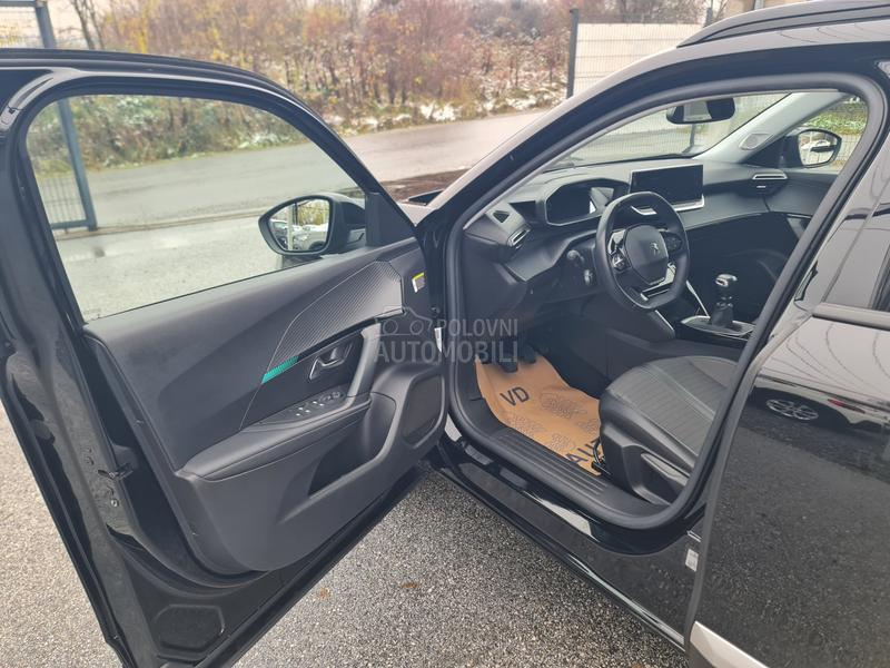 Peugeot 2008 ALLURE