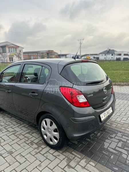 Opel Corsa D 