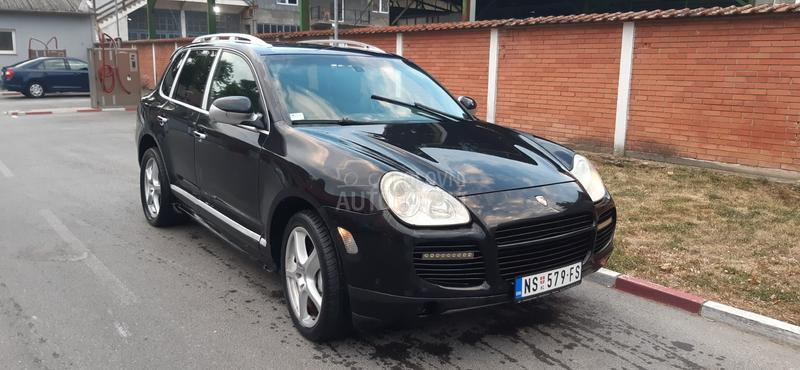 Porsche Cayenne 