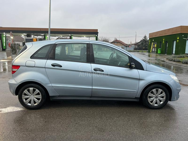 Mercedes Benz B 150 P.A.N.O.R.A.M.A