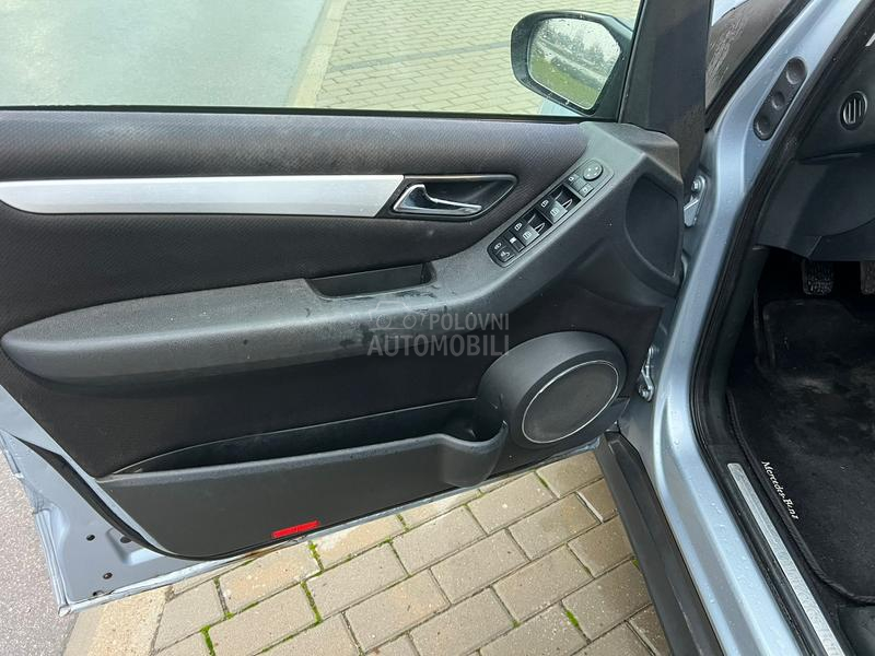 Mercedes Benz B 150 P.A.N.O.R.A.M.A