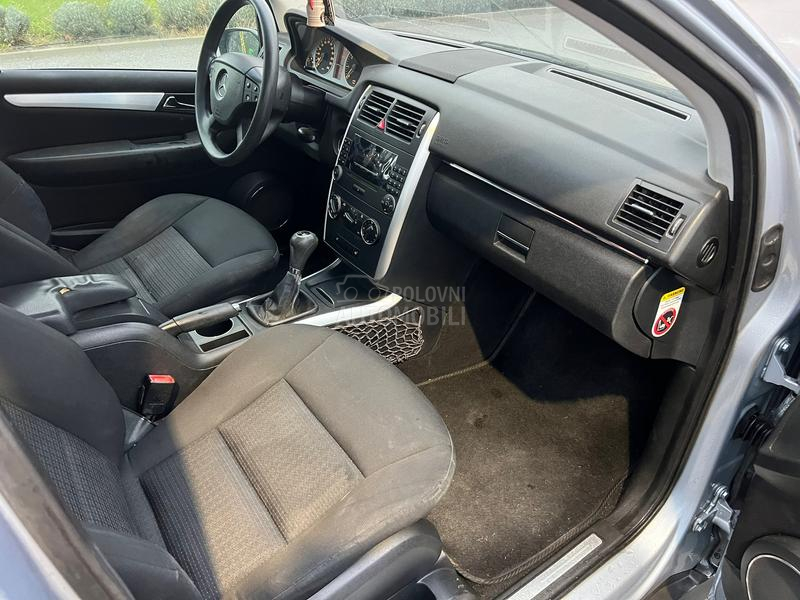 Mercedes Benz B 150 P.A.N.O.R.A.M.A