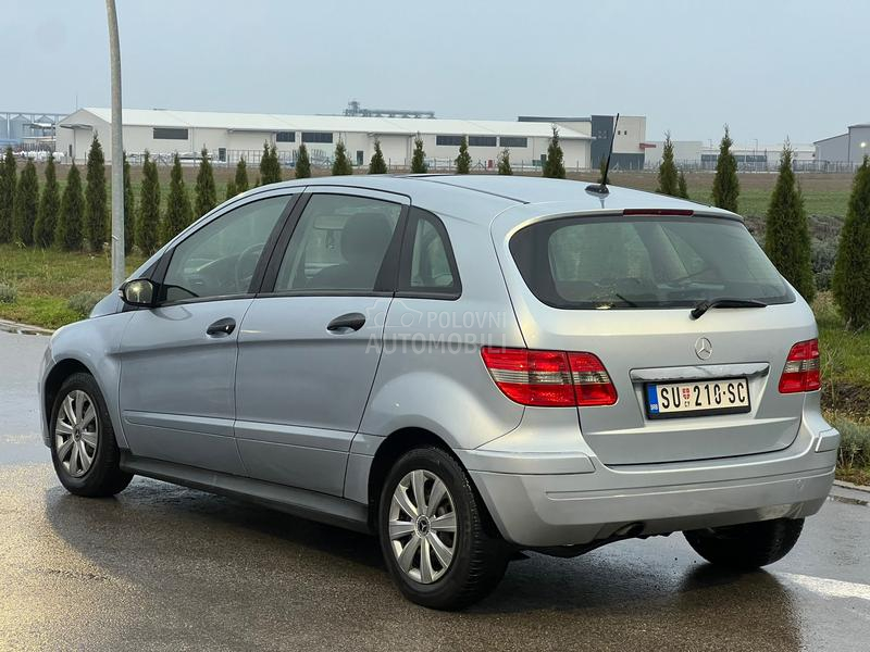Mercedes Benz B 150 P.A.N.O.R.A.M.A