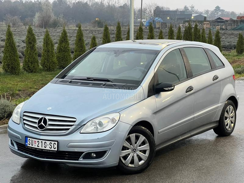 Mercedes Benz B 150 P.A.N.O.R.A.M.A