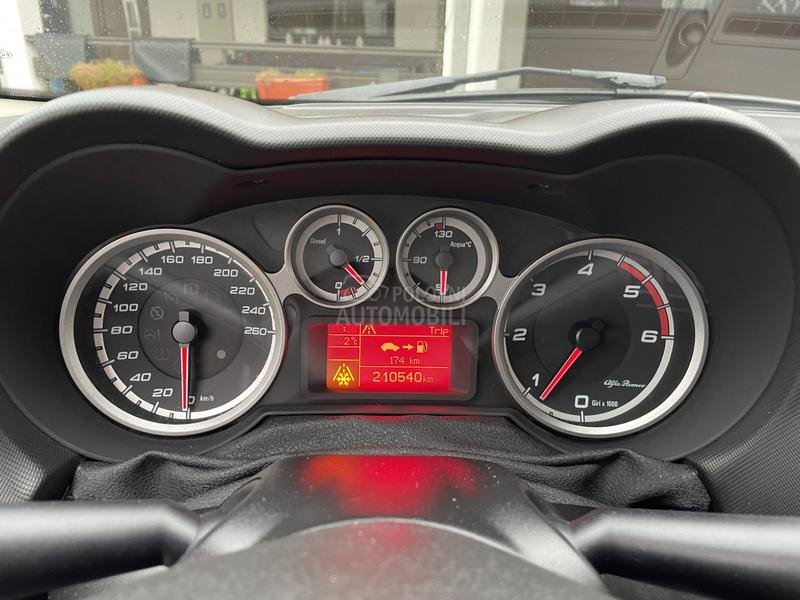 Alfa Romeo MiTo 1,3 mJET IZVANRED NA