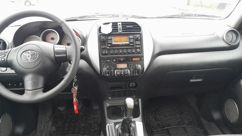 Toyota RAV 4 