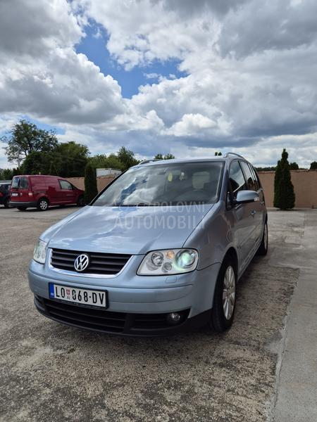 Volkswagen Touran 