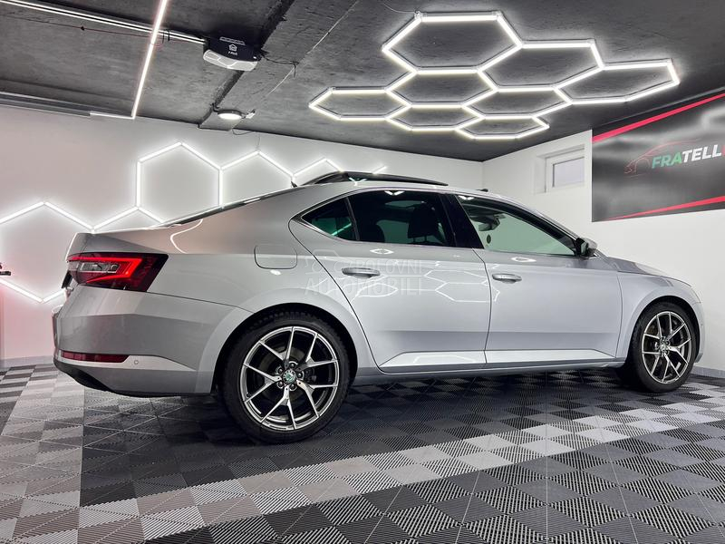 Škoda Superb DSG VIRTUAL