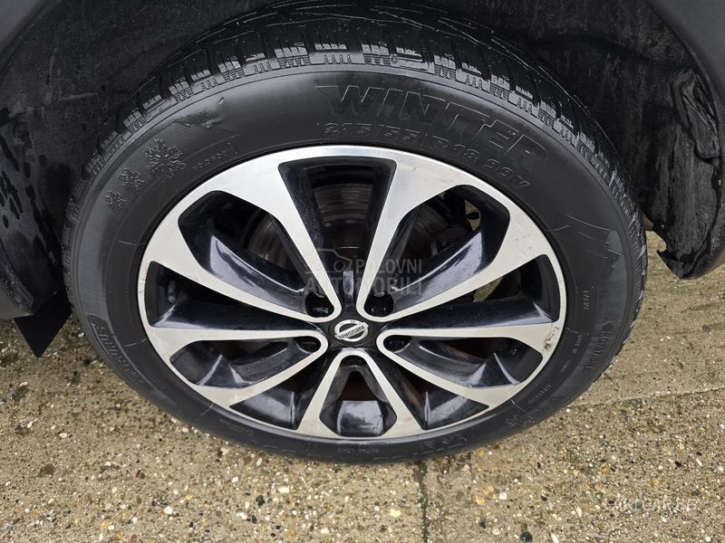 Nissan Qashqai PANO 2.0 DCI