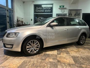 Škoda Octavia BI Xenon