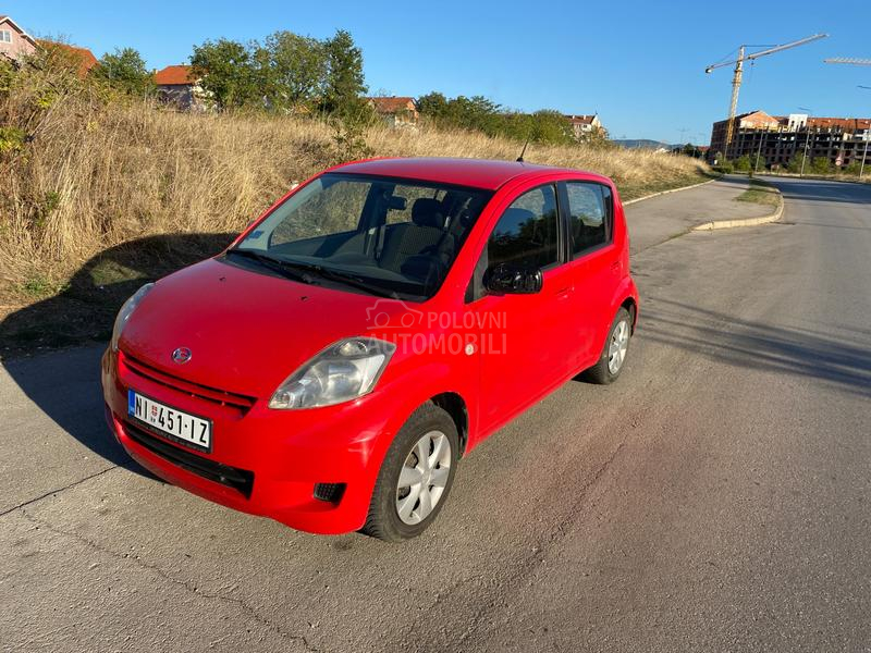 Daihatsu Sirion 