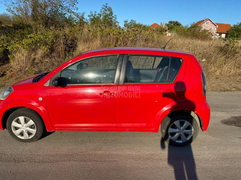 Daihatsu Sirion 