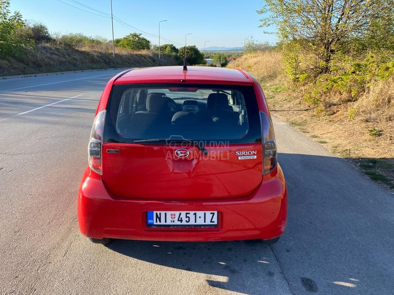 Daihatsu Sirion 